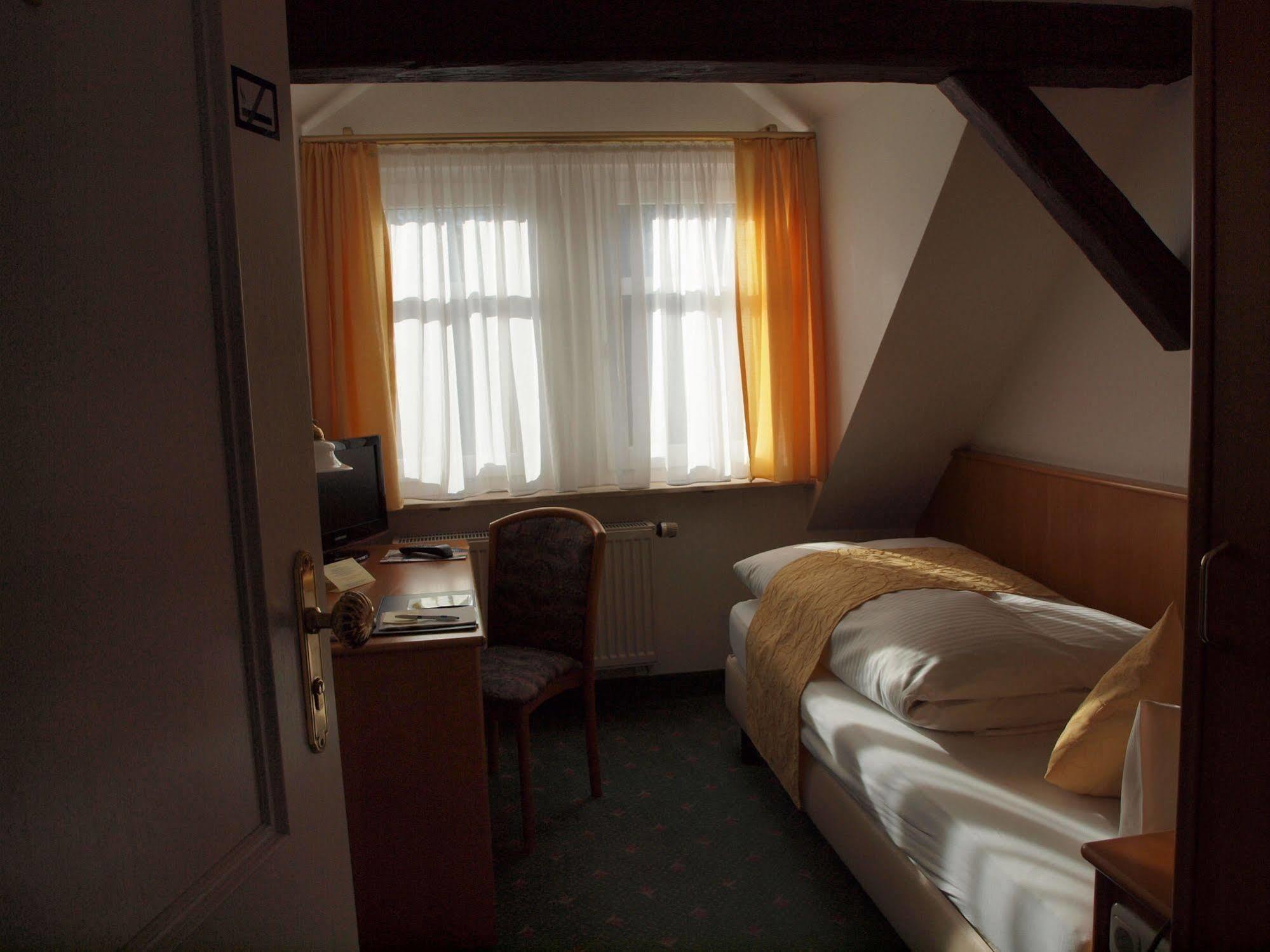 Hotel & Restaurant Bellevue Schmoelln Kültér fotó