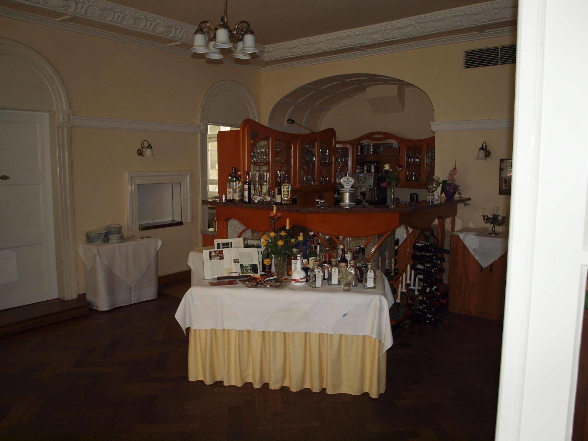 Hotel & Restaurant Bellevue Schmoelln Kültér fotó