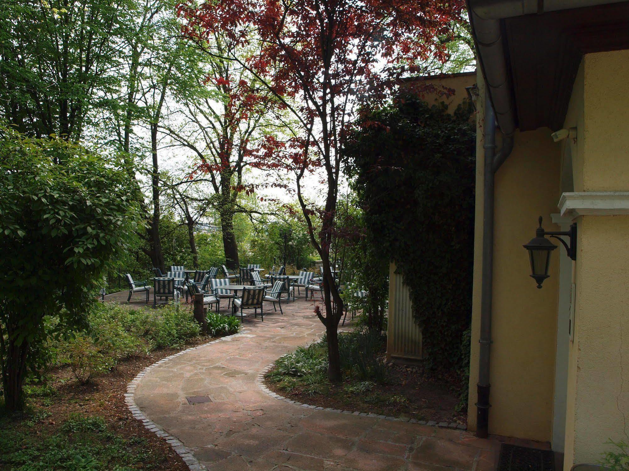 Hotel & Restaurant Bellevue Schmoelln Kültér fotó