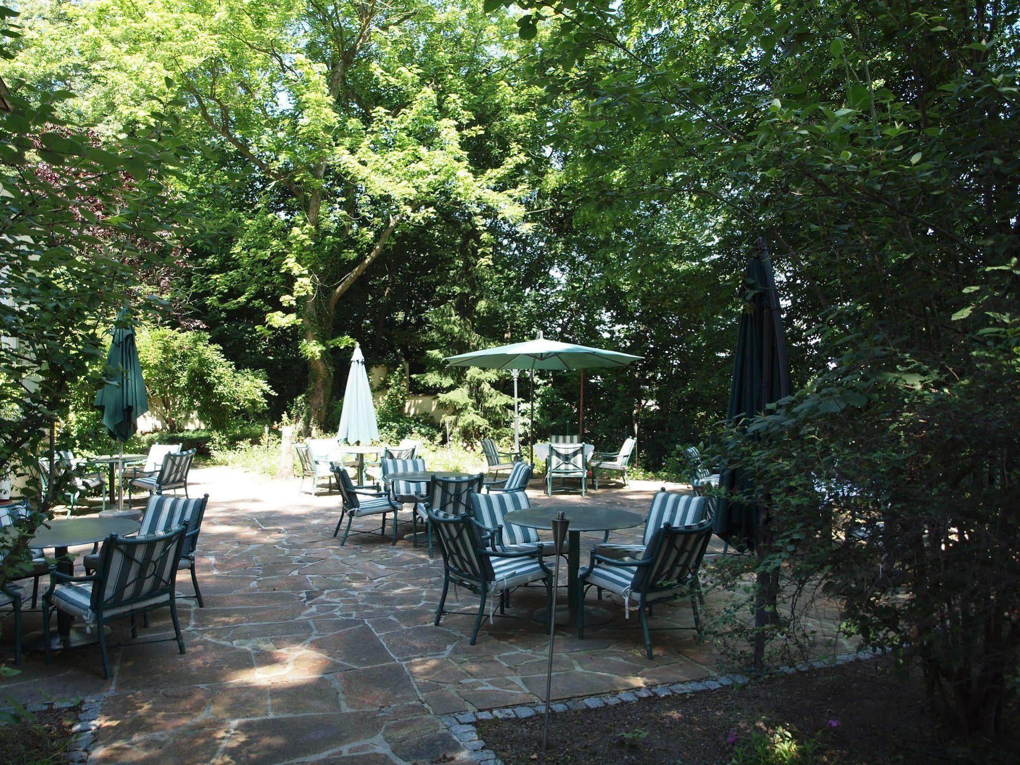 Hotel & Restaurant Bellevue Schmoelln Kültér fotó